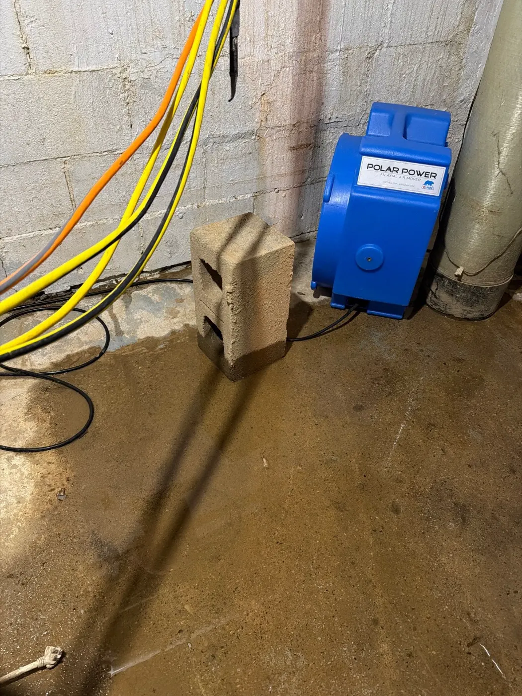 Basement water extraction in Springmill Indiana home